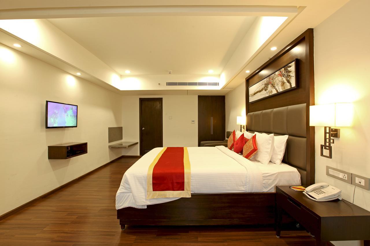 Goutham Grand Hotel Tenali Номер фото
