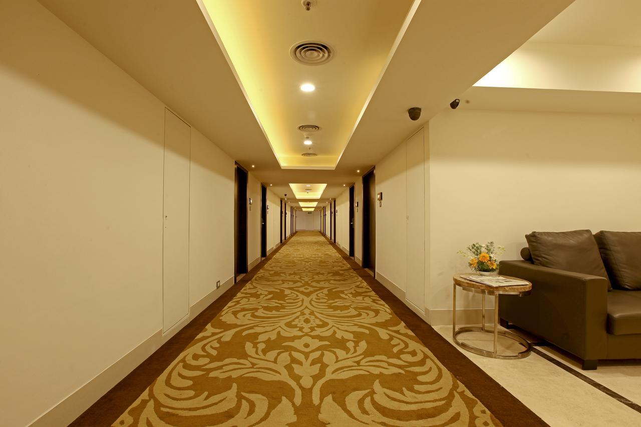 Goutham Grand Hotel Tenali Экстерьер фото