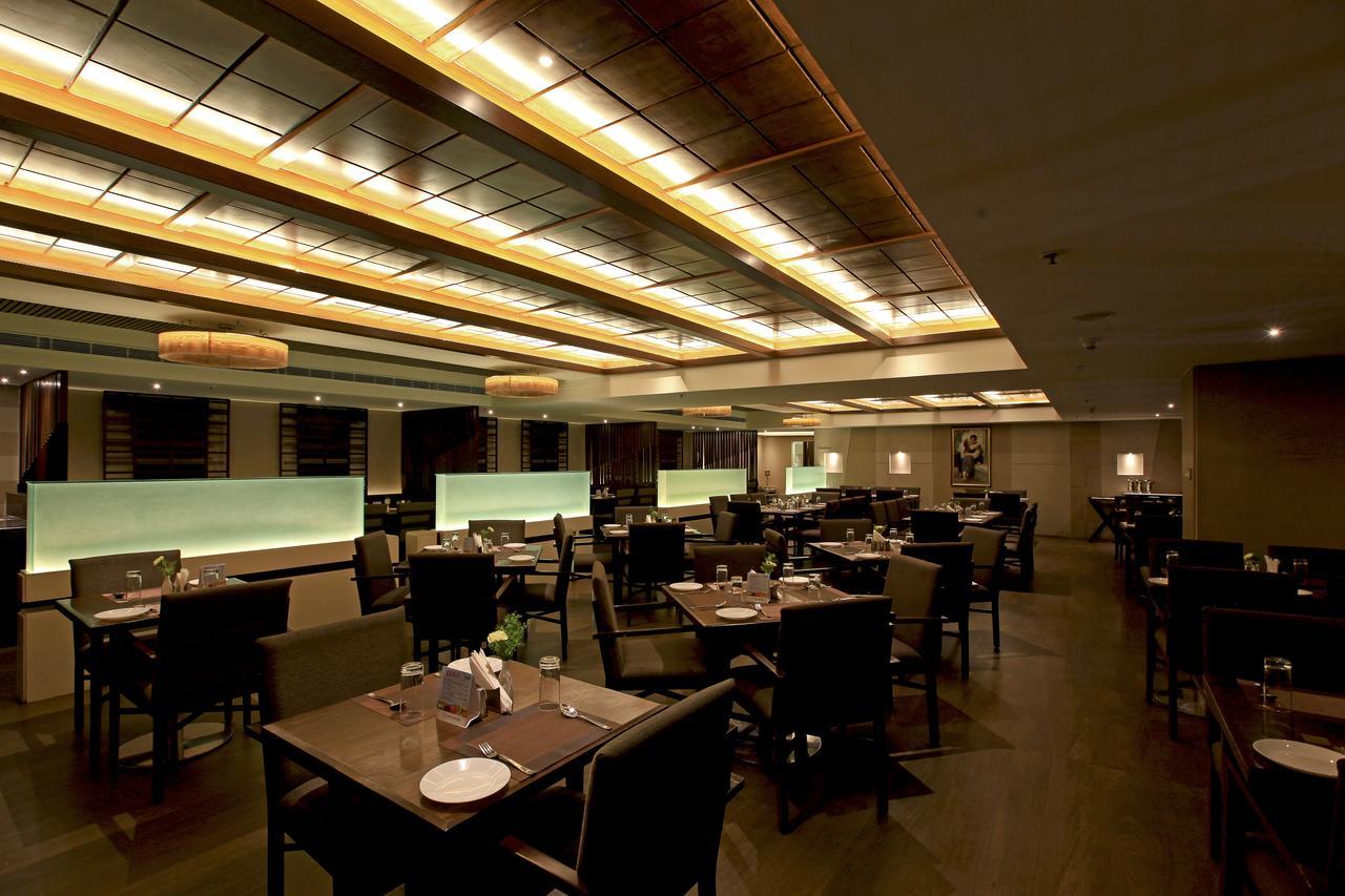 Goutham Grand Hotel Tenali Экстерьер фото